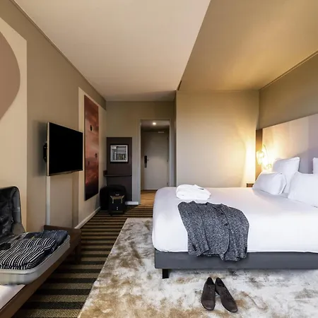 Mercure Grenoble ホテル メラン