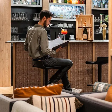 ホテル Mercure Grenoble 4*