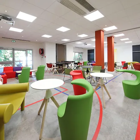 Mercure Grenoble 호텔