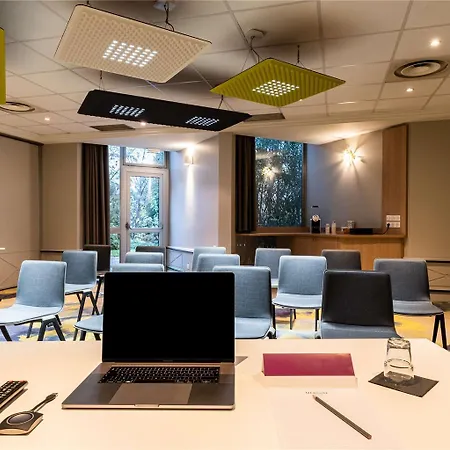 Mercure Grenoble 4* メラン